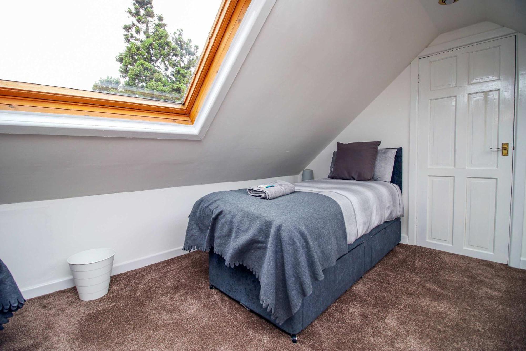 The Lockett Wonderful Large Bungalow Plympton, Plymouth Free Parking By Staystaycations Extérieur photo