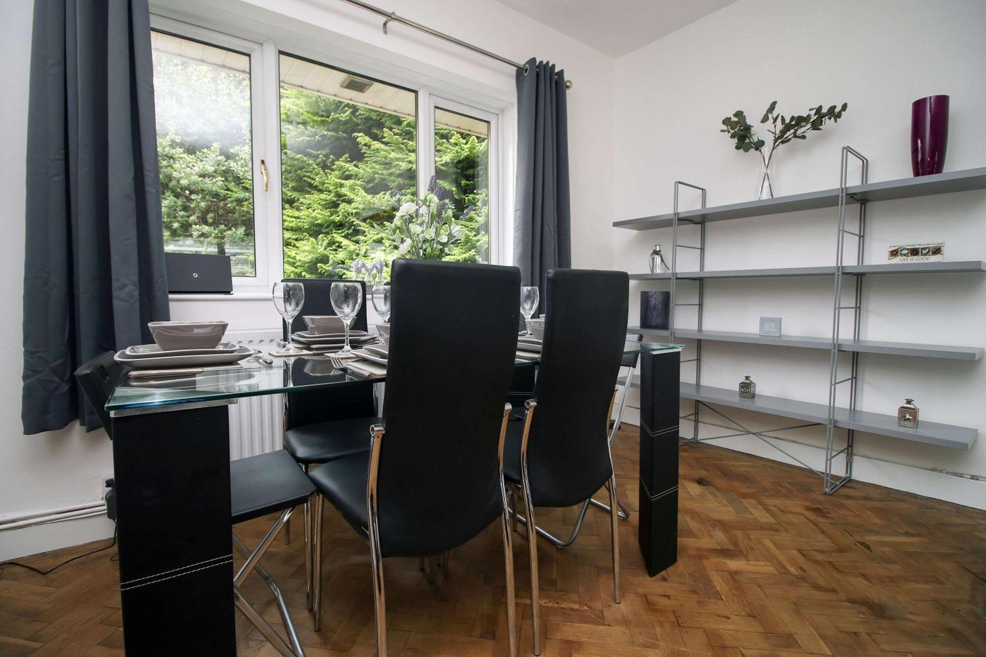 The Lockett Wonderful Large Bungalow Plympton, Plymouth Free Parking By Staystaycations Extérieur photo